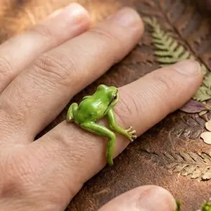 Cute animal-themed rings, whimsical green-style rings, unique designer rings, and exquisite accessories that complement any outfit