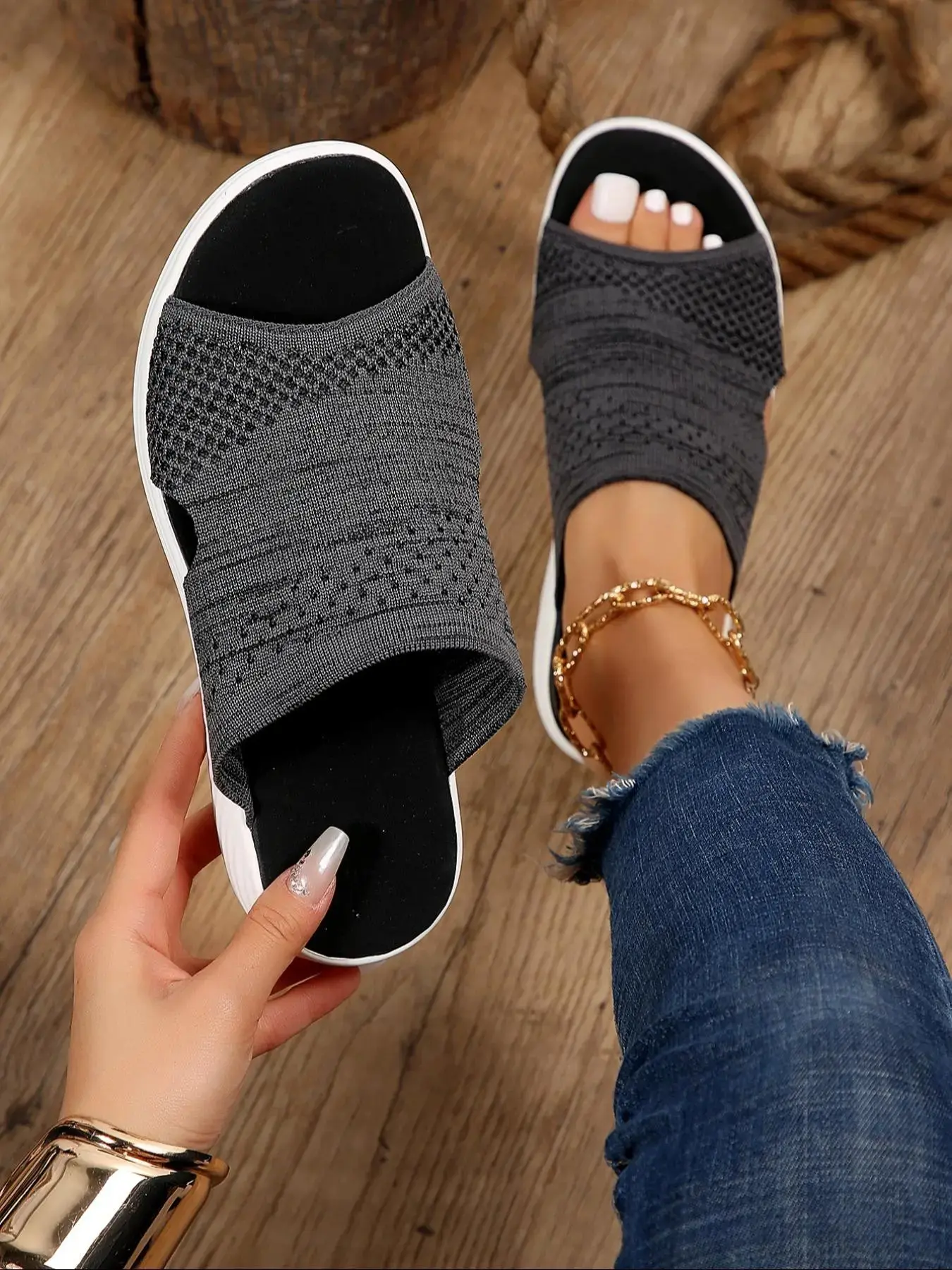 2026  Women's Fashionable Knitted Design Slide Sandals, Casual Comfortable Flat Sandals Beach, Fashionable Shoes Daily Wear, Wide Fit, Beach Slides Sandals