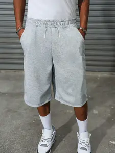 Men's shorts, standard fit, drawstring waist, cool and breathable, with pockets, streetwear style, suitable for summer outfits