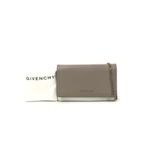 Pre-owned GIVENCHY Leather Shoulder Bags 7.48'' R939 Shoulder Bag C1385882111 0609 T2 Ella