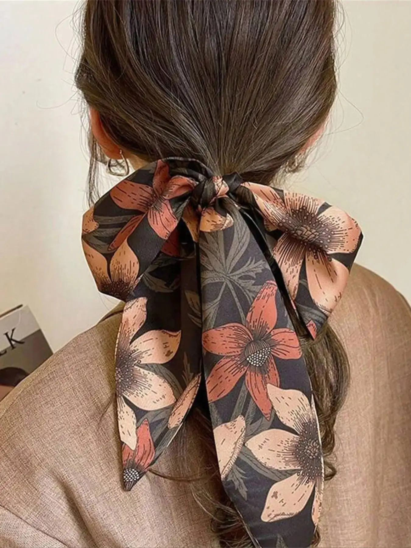 Women's Floral Scarf Headband, Vintage French Style Turban & Sweatband, Elegant Bow Hair Accessory for Winter Autumn Vacations Bowknot, Fashionable Hair Accessories