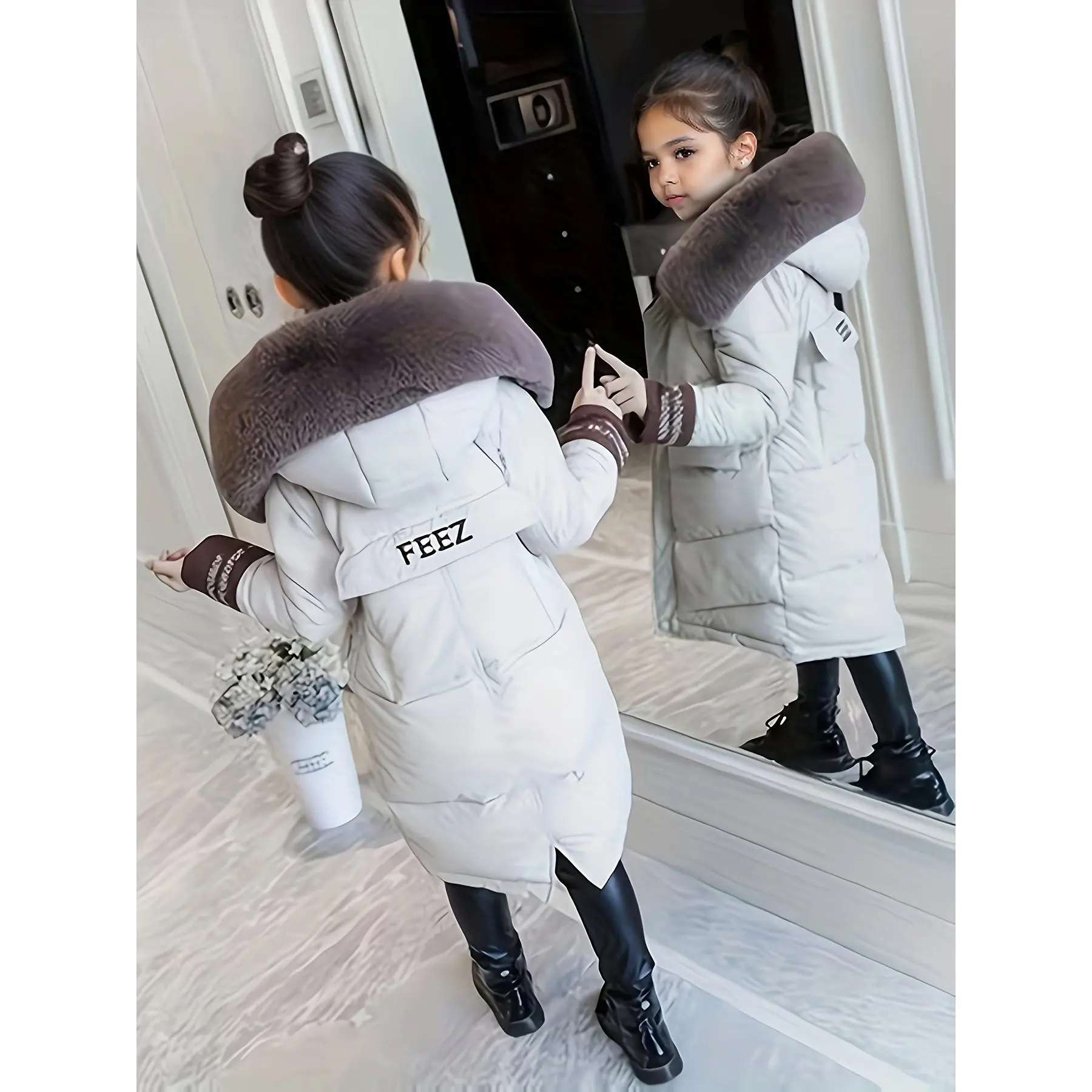 Girls' Korean Style Padded Winter Coat, Long Sleeve Hooded Jacket with Alphabet Print, Thick and Warm for Snow, Ages 4-14 Years, Warm Jacket, Alphabets, Korean Look, Thick Warmth, Polyester, Hooded Casual